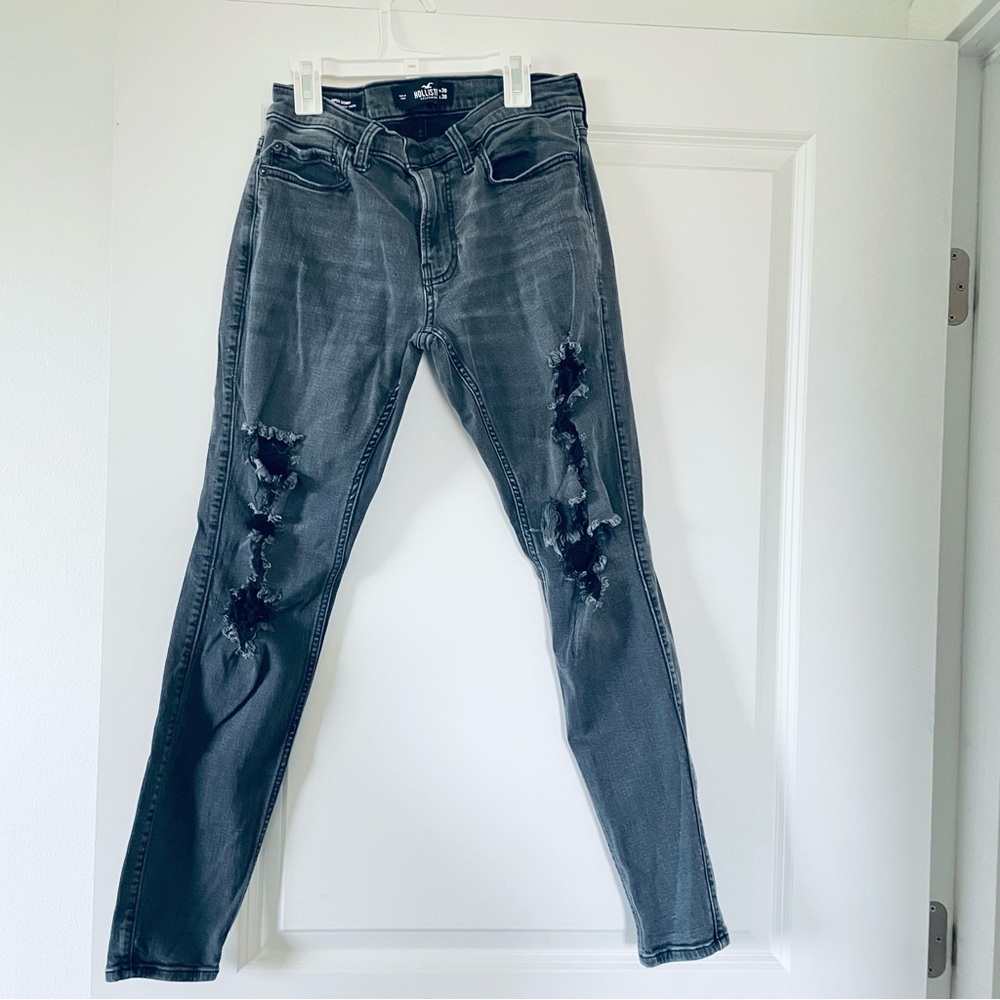 Hollister super skinny stretch gray wash ripped jeans